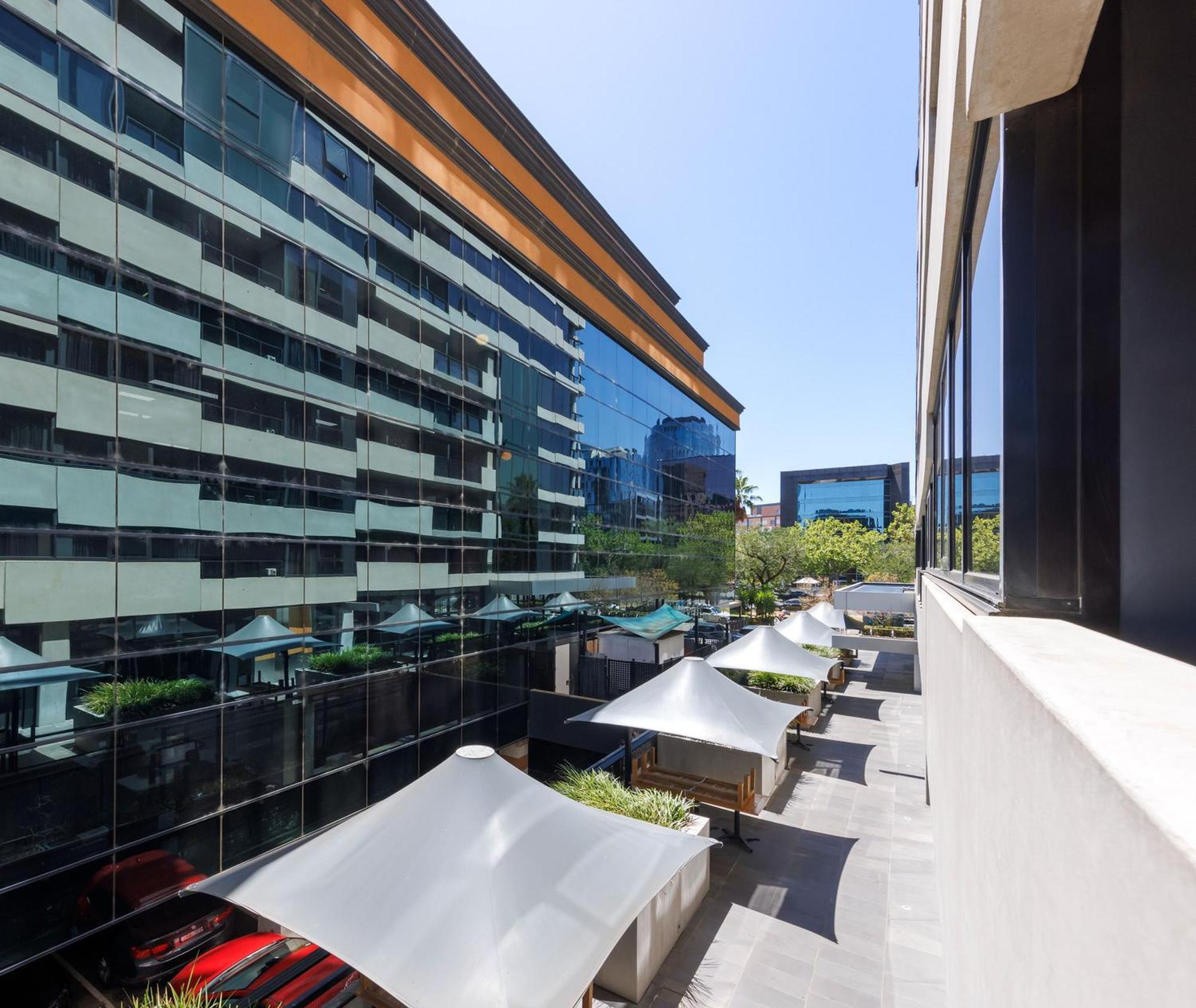 Oaks Melbourne St Kilda Road Hotel Экстерьер фото